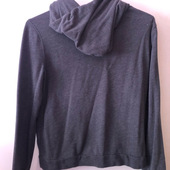 ⚡️Hollister pull over sweatshirt - Picture 3 of 3